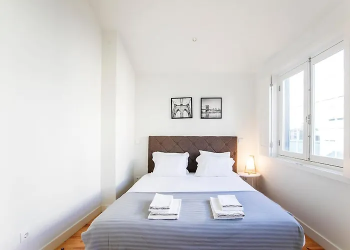 شقة Lovelystay - Cozy 1br In Santa Catarina W/ Balcony