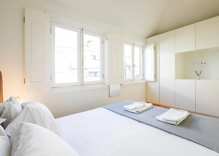 Lovelystay - Cozy 1br In Santa Catarina W/ Balcony *