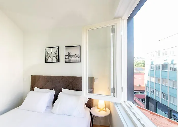 Apartamento Lovelystay - Cozy 1br In Santa Catarina W/ Balcony *