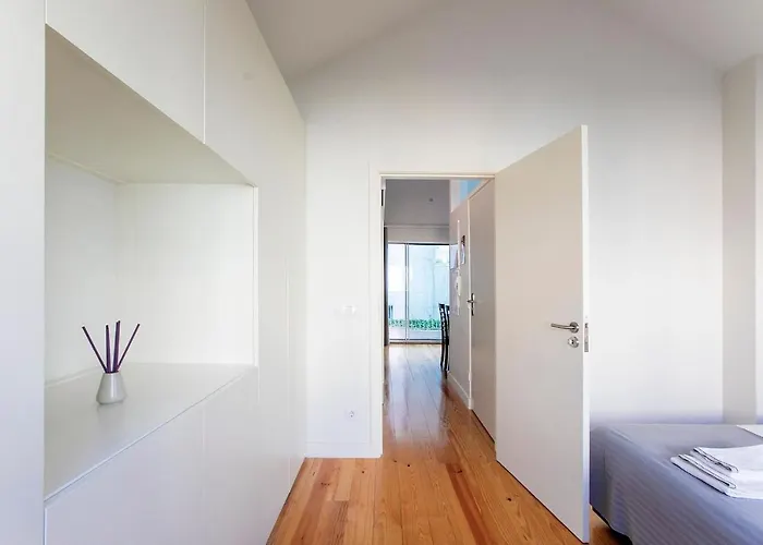 Lovelystay - Cozy 1br In Santa Catarina W/ Balcony *