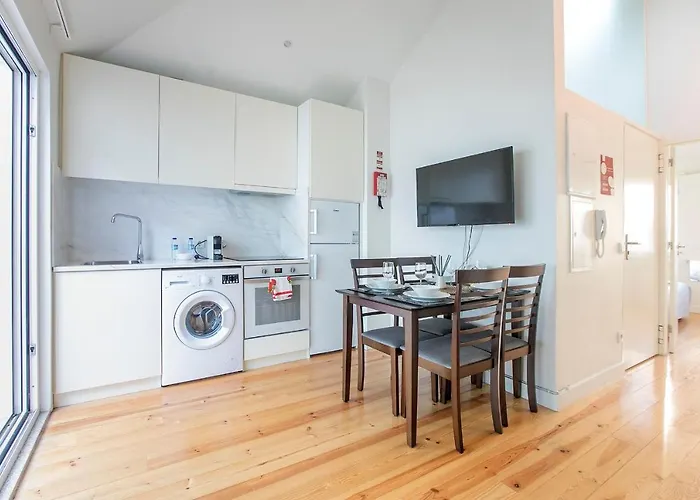 Lovelystay - Cozy 1br In Santa Catarina W/ Balcony Apartamento